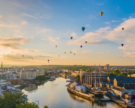 Flexible Mietwagen-Rundreise ab/an London: Kurzreise Englands Westen