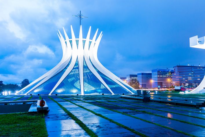 Kathedrale in Brasilia bei Nacht, Brasilien