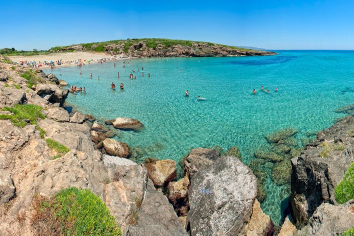 Calamosche Strand im Vendicari Naturreservat mit klarem Wasser