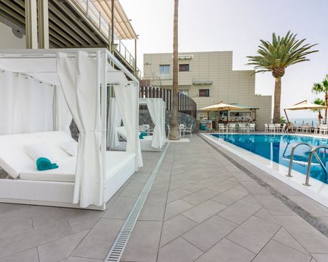 Klayman Diamond Aparthotel-0