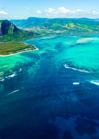 Unterwasser-Wasserfall auf Mauritius