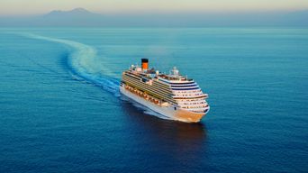 Ein Schiff von Costa