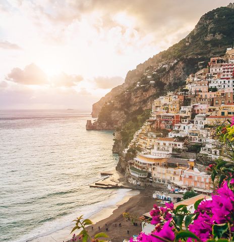 Blick auf die Küste in Positano
