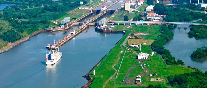 Blick auf den Hafen Panamas 