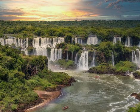 Von tropischen Wasserfällen bis tief in das Herz des Amazonas-0