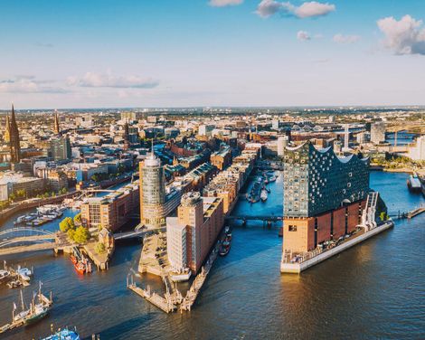 Kreuzfahrt mit Costa Favolosa ab/an Hamburg