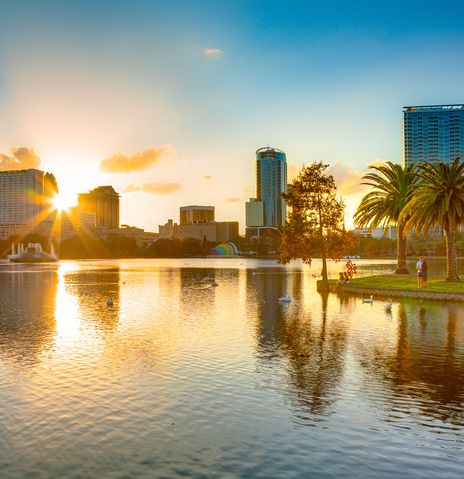 Blick auf Orlando mit Sonnenuntergang