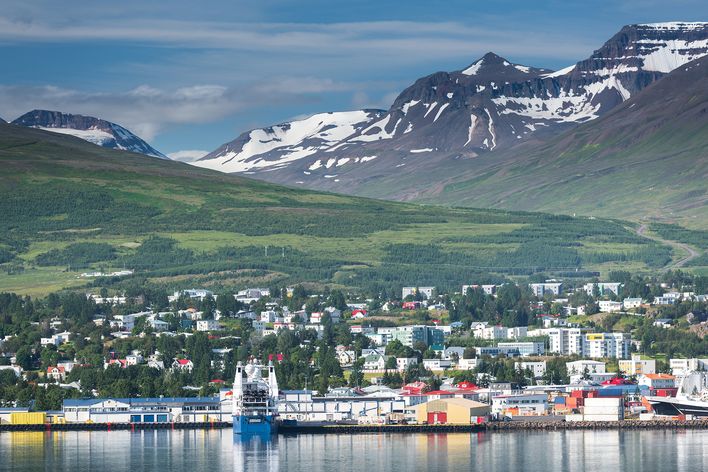 Blick auf Akureyri in Island