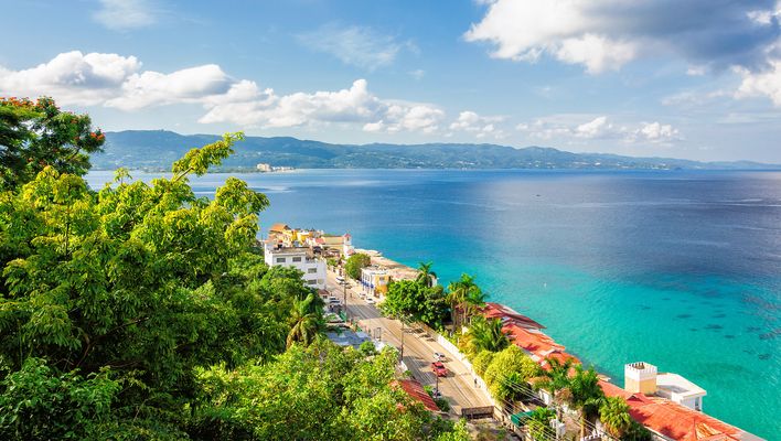 Straße in Montego Bay auf Jamaika