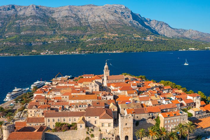 Blick auf die Insel Korčula in Kroatien 