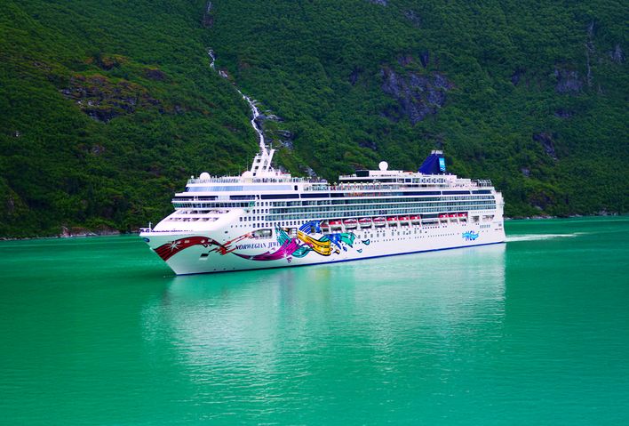 Norwegian Jewel auf See