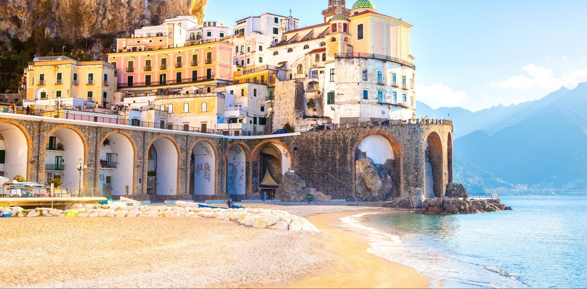 Strand an der Amalfi-Küste in Italien