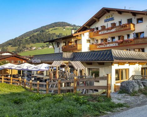 Hotel Schneeberger in Niederau-0