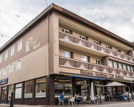 Hotel Rössl-0