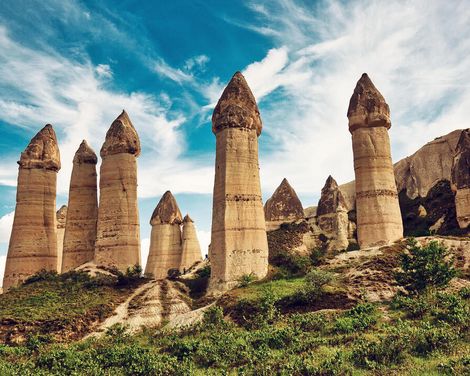 Zwischen Feenkaminen, Tälern und Küstenflair