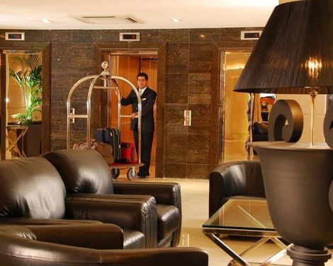 Academy Plaza Hotel-0