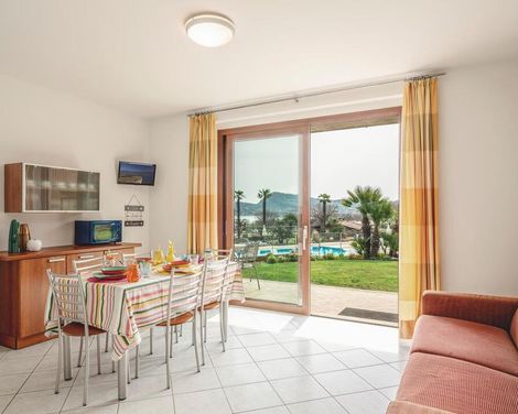 Residence Onda Blu Resort in Manerba del Garda-2