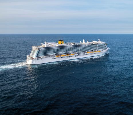 Costa Smeralda auf hoher See