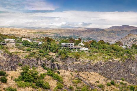 Blick auf die Landschaft bei Garni in Armenien