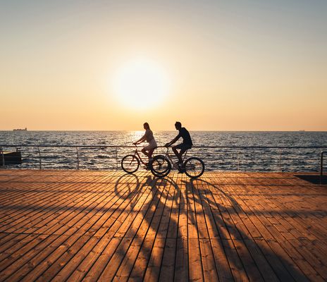 Paar beim Radfahren