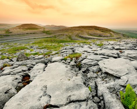 Lebhafte Straßen, schroffe Klippen & hübsche Dörfer-3
