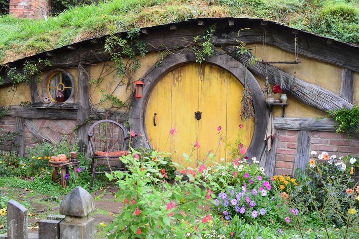 Hobbit-Höhle in Hobbiton in Neuseeland