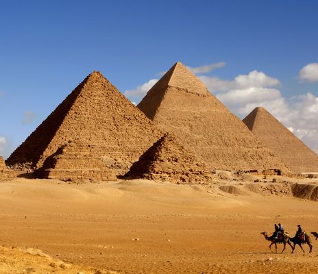 Pyramiden von Gizeh bei Kairo in Ägypten