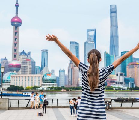 Frau in Shanghai