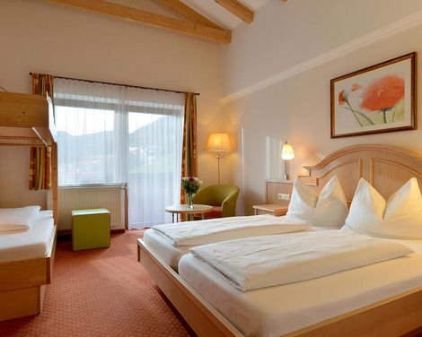 Schneevergnügen im Ferienhotel Hoppet in Hart im Zillertal-1