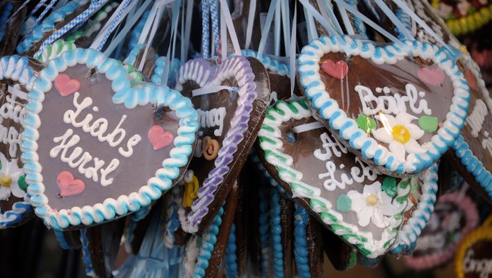 Lebkuchenherzen beim Oktoberfest in Bayern