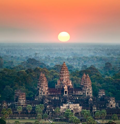 Tempel von Ankor Wat im Sonnenuntergang