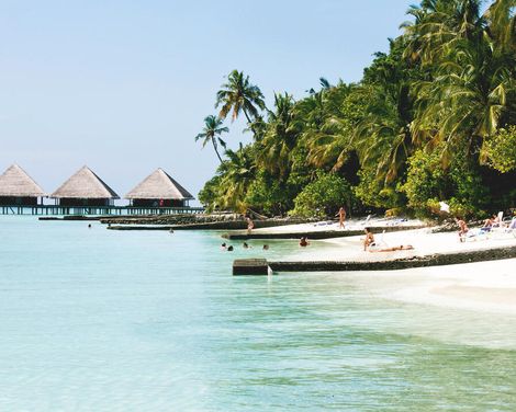 Kreuzfahrt mit AIDAprima ab/an Dubai inkl. Baden im Adaaran Club Rannalhi