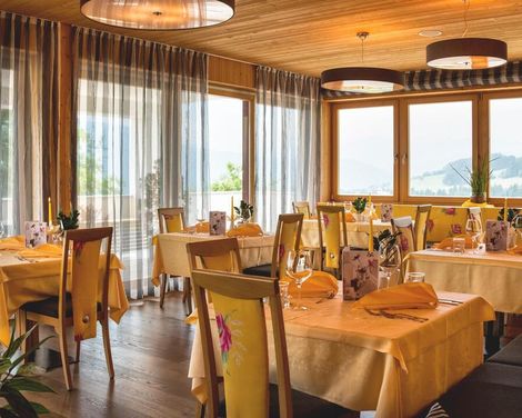 Wohlfühlmomente im Falkensteiner Hotel & Spa Sonnenparadies in Terenten-3