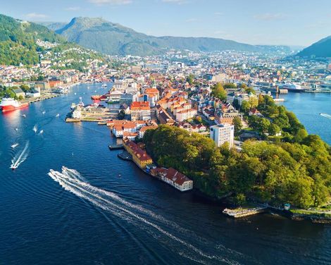 Zwischen Fjorden, Küsten und faszinierenden Bahnstrecken-0