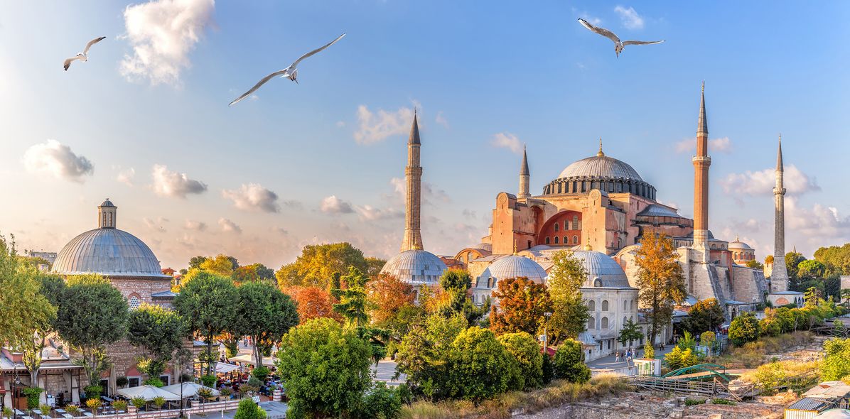 Stadtansicht von Istanbul mit Hagia Sophia 