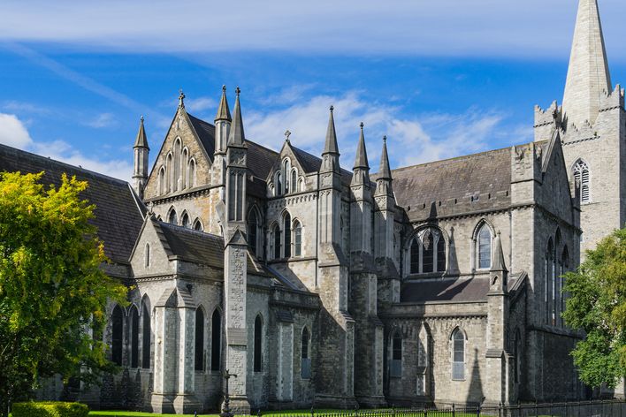 Aussicht auf die St. Patrick’s Cathedral in Dublin