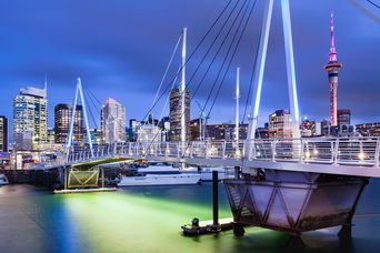 Harbour Bridge in Auckland. Neuseeland