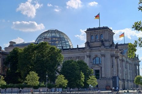 Blick auf die Berliner Reichtagskuppel