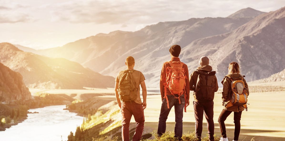 Wandergruppe auf Berg in Deutschland