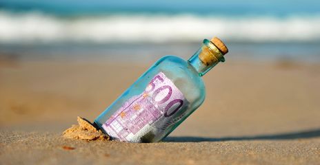Sparschwein am Strand