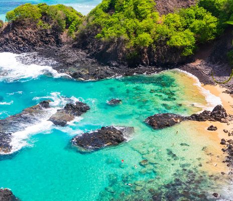 Luftaufnahme von Strand in Brasilien