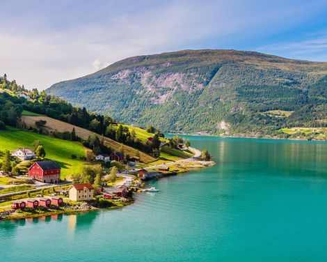 Kreuzfahrt mit MSC Preziosa ab/an Hamburg-1