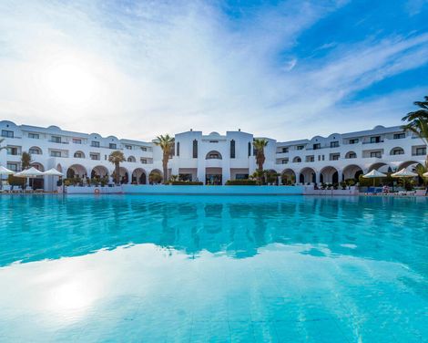 Erholungsurlaub mit Aufenthalt im Club Hotel Palm Azur-1