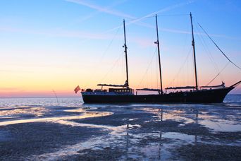 Boat and Bike Tours Mare fan Fryslan