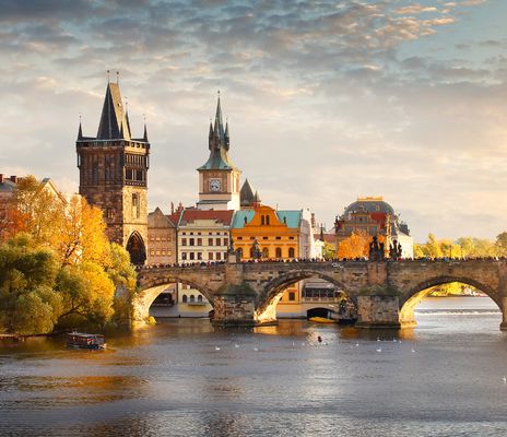 Blick auf die Karlsbrücke in Prag