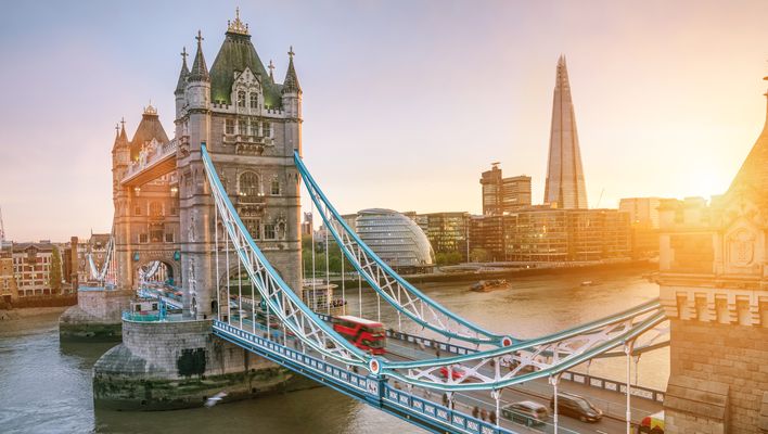 Blick auf die Tower Bridge in London