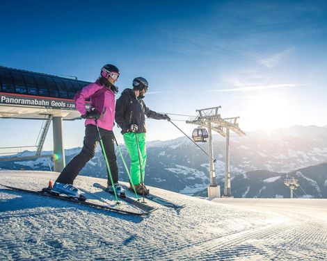 Schneevergnügen im Ferienhotel Hoppet in Hart im Zillertal-3
