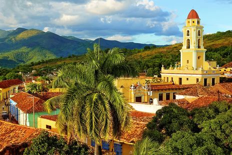 Luftbild von den typischen kolonialen Häusern in Trinidad auf Kuba