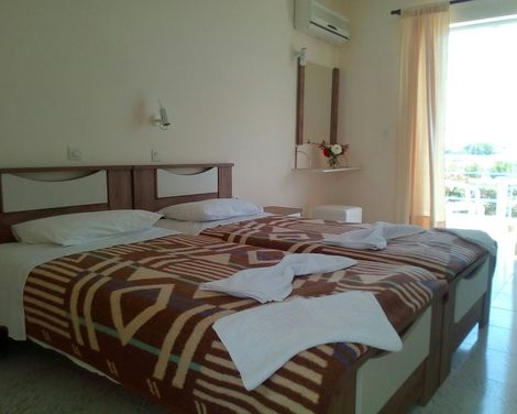 Leonidas Hotel & Studios-0