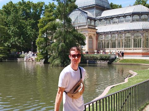 Marcel im Parque del Retiro in Madrid